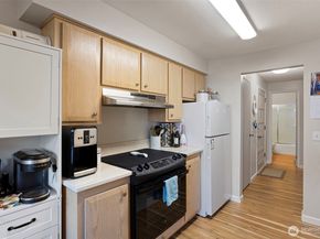 17301 NE 45th Street 87, Redmond WA 98052