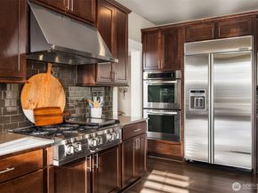 2440 NE Daphne Street, Issaquah WA 98029