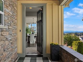 2440 NE Daphne Street, Issaquah WA 98029