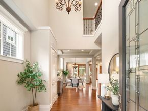 3043 259th Court SE, Sammamish WA 98075