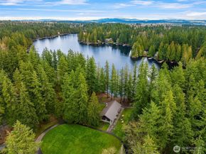 3043 259th Court SE, Sammamish WA 98075
