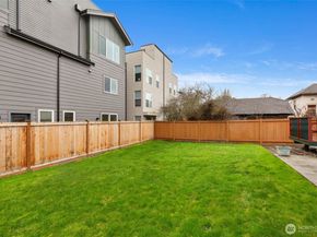929 NW 59th Street, Seattle WA 98107