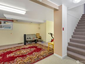 929 NW 59th Street, Seattle WA 98107