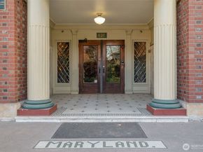 626 13th Avenue E 3, Seattle WA 98102