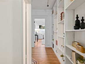 626 13th Avenue E 3, Seattle WA 98102