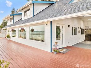 8609 E Caraway Road, Port Orchard WA 98366