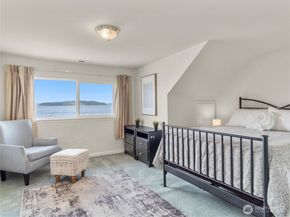 8609 E Caraway Road, Port Orchard WA 98366