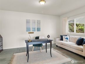 8609 E Caraway Road, Port Orchard WA 98366