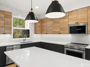 720 Newport Way NW, Issaquah WA 98027