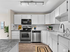 8720 Phinney Avenue 11, Seattle WA 98103