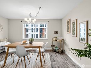 8720 Phinney Avenue 11, Seattle WA 98103