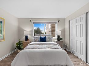 8720 Phinney Avenue 11, Seattle WA 98103