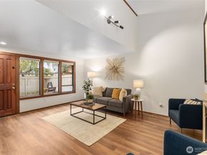 2009 42nd Avenue E, Seattle WA 98112