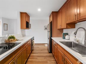 2009 42nd Avenue E, Seattle WA 98112