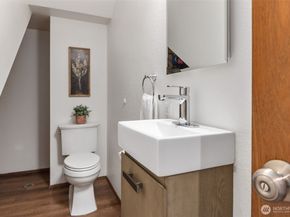 2009 42nd Avenue E, Seattle WA 98112