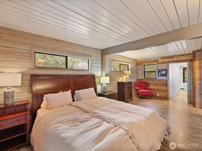 11202 204th Avenue NE, Redmond WA 98053