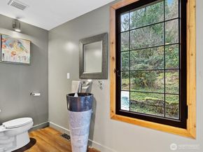11202 204th Avenue NE, Redmond WA 98053