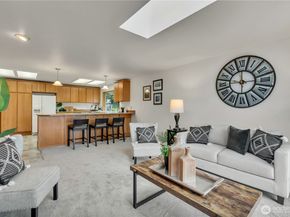 31402 28th Place SW, Federal Way WA 98023