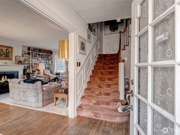 1612 22nd Avenue E, Seattle WA 98112