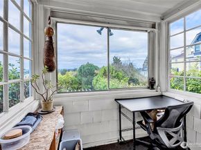 1612 22nd Avenue E, Seattle WA 98112