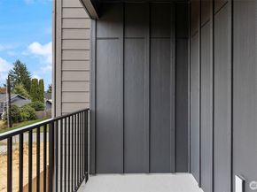 225 106th Street SW A2, Everett WA 98204