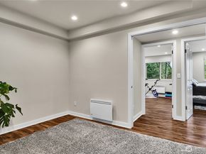 18722 56th Avenue NE, Kenmore WA 98028