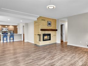 18722 56th Avenue NE, Kenmore WA 98028