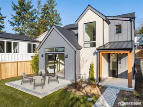 1860 1st Street, Kirkland WA 98033