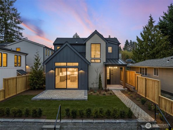 1860 1st Street, Kirkland WA 98033