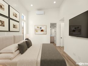 1860 1st Street, Kirkland WA 98033