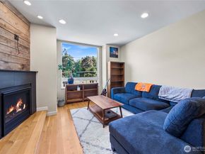 2833 3rd Avenue W, Seattle WA 98119