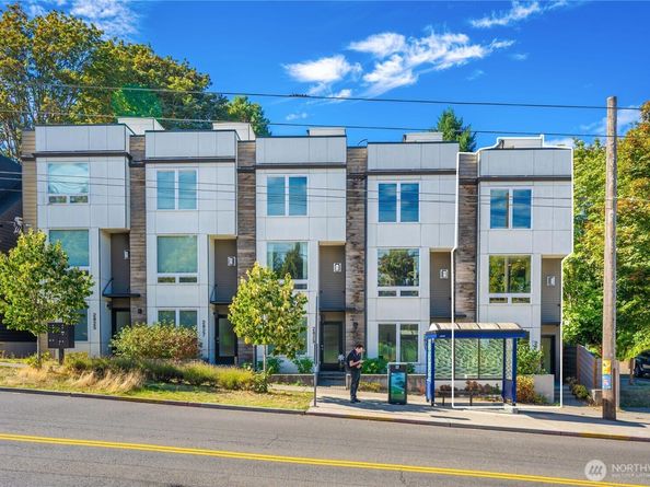 2833 3rd Avenue W, Seattle WA 98119