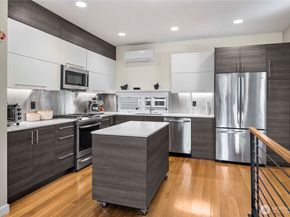 2833 3rd Avenue W, Seattle WA 98119