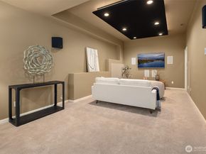 4020 Lake Washington Boulevard SE, Bellevue WA 98006