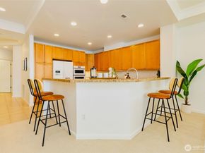 520 6th Avenue 4003, Kirkland WA 98033