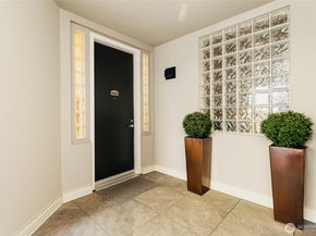 520 6th Avenue 4003, Kirkland WA 98033