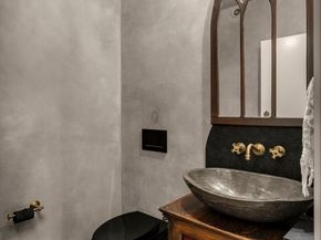 1849 16th Avenue, Seattle WA 98112