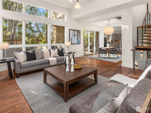 8260 SE 31st Street, Mercer Island WA 98040