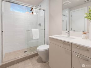 8260 SE 31st Street, Mercer Island WA 98040