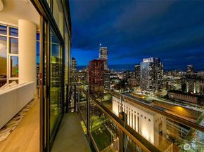909 5th Avenue Ph3, Seattle WA 98164