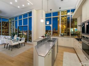 909 5th Avenue Ph3, Seattle WA 98164