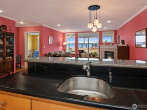 6042 Seaview Avenue NW 203, Seattle WA 98107