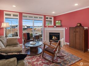 6042 Seaview Avenue NW 203, Seattle WA 98107
