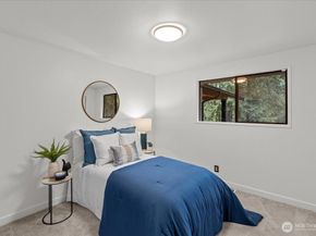 14702 255 Avenue SE, Issaquah WA 98027