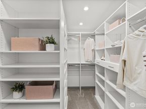 14702 255 Avenue SE, Issaquah WA 98027