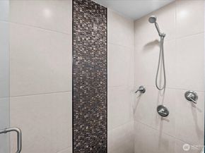 14702 255 Avenue SE, Issaquah WA 98027