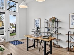 6543 35th Avenue SW B, Seattle WA 98126