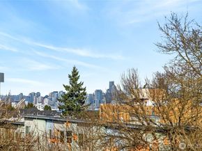 6543 35th Avenue SW B, Seattle WA 98126