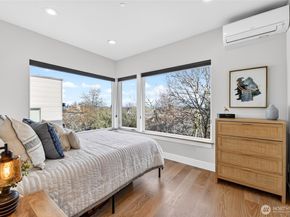 6543 35th Avenue SW B, Seattle WA 98126