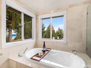 18206 NW Montreux Drive, Issaquah WA 98027